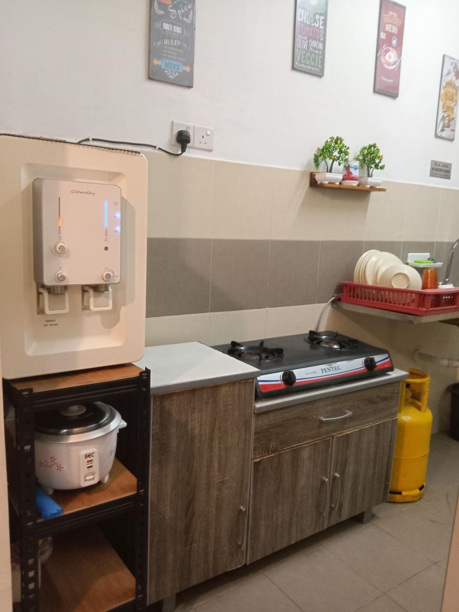 Homestay Budget Kuala Terengganu Tulipsia House Exterior photo